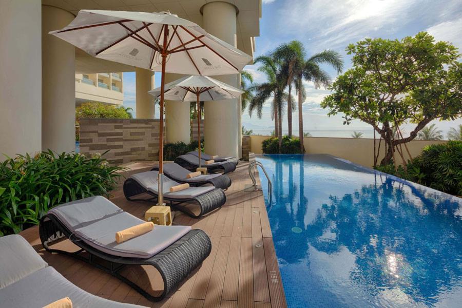 Sea View Luxury - Apartments ニャチャン エクステリア 写真