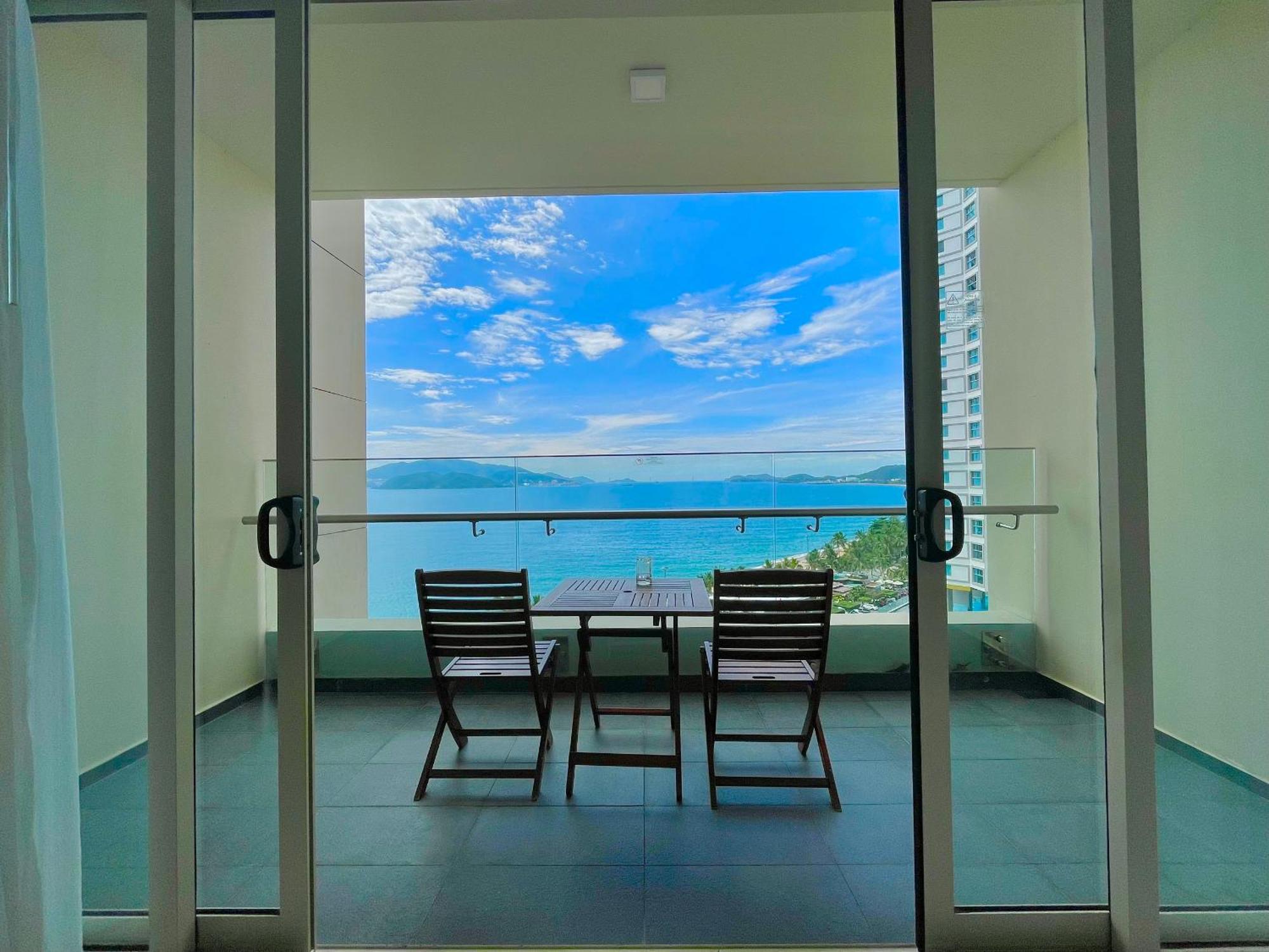 Sea View Luxury - Apartments ニャチャン エクステリア 写真